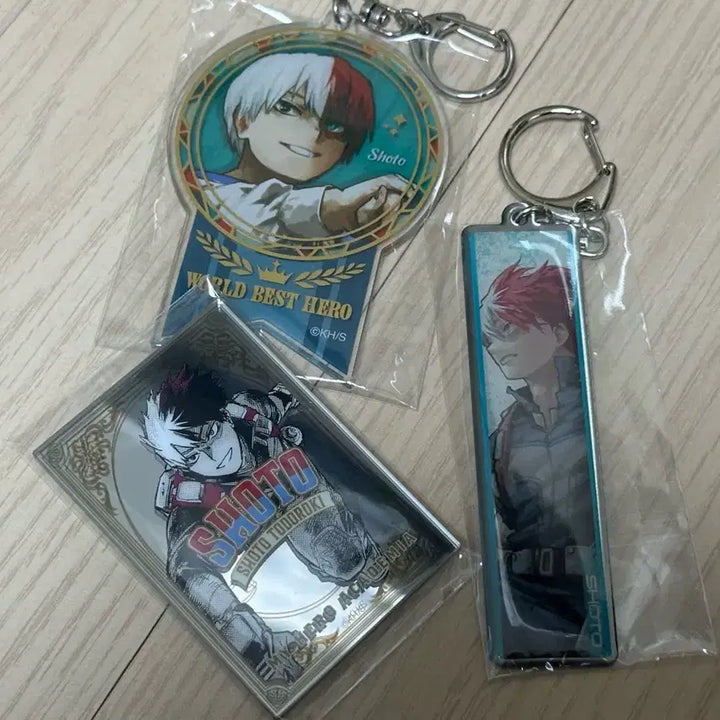 [BUNJANG] My Hero Academia Art Exhibition Todoroki Shoto Metal Keychain &amp; 2 Other Items Bundle Set / 히로아카 원화전 토도로키 쇼토 메탈 키링 외 2종 일괄