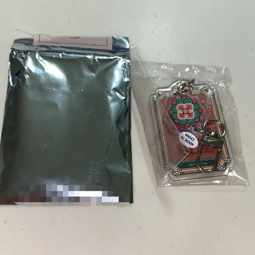 [BUNJANG] One Piece Straw Hat Store Exclusive Acrylic Keyring Frankie / 원피스 무기와라스토어 구매특전 아크릴키링 프랑키
