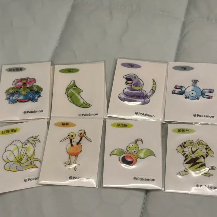 [BUNJANG] Pokemon 30th Anniversary Artwork Logo Stickers / 포켓몬 띠부씰 판매 30주년 아트웍 로고 판매