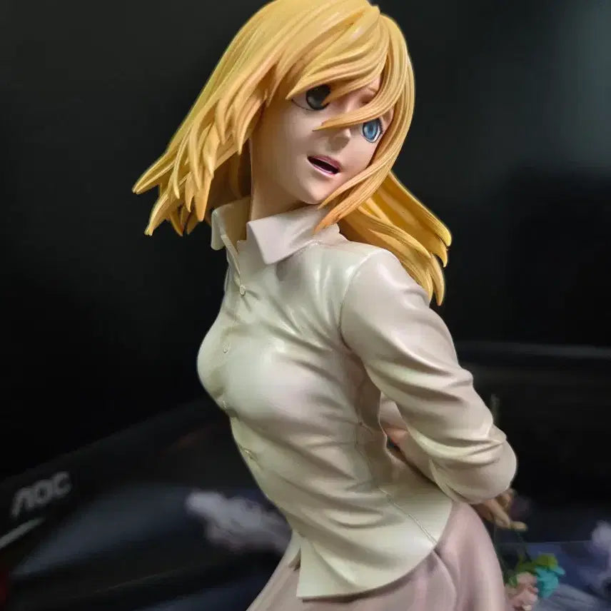 [BUNJANG] Freedom Studio Attack on Titan Historia Figure / 프리덤 스튜디오 진격의 거인 히스토리아 피규어