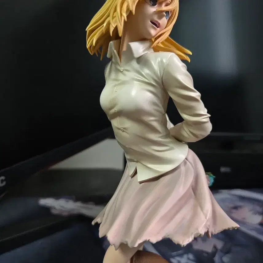 [BUNJANG] Freedom Studio Attack on Titan Historia Figure / 프리덤 스튜디오 진격의 거인 히스토리아 피규어