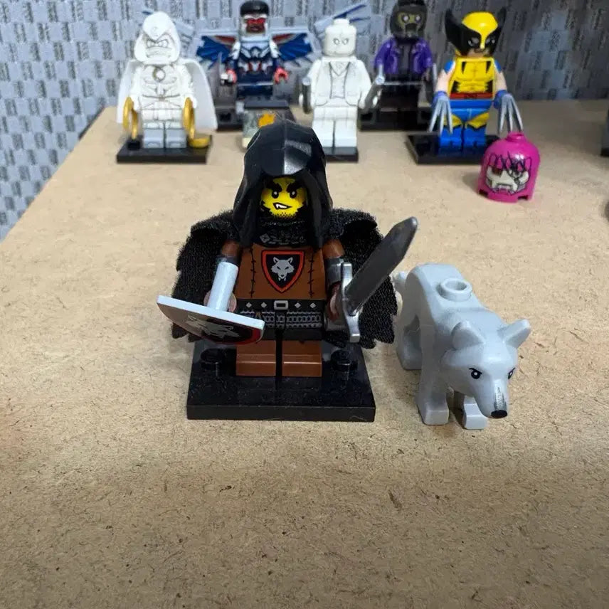 [BUNJANG] Lego Minifigures Series 27 Pirate Band / 레고 미니피규어 시즌 27 마적단