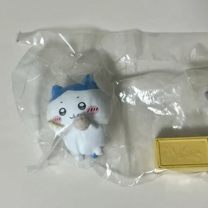 [BUNJANG] Chiikawa Hachiware Diorama / 치이카와 하치와레 디오라마