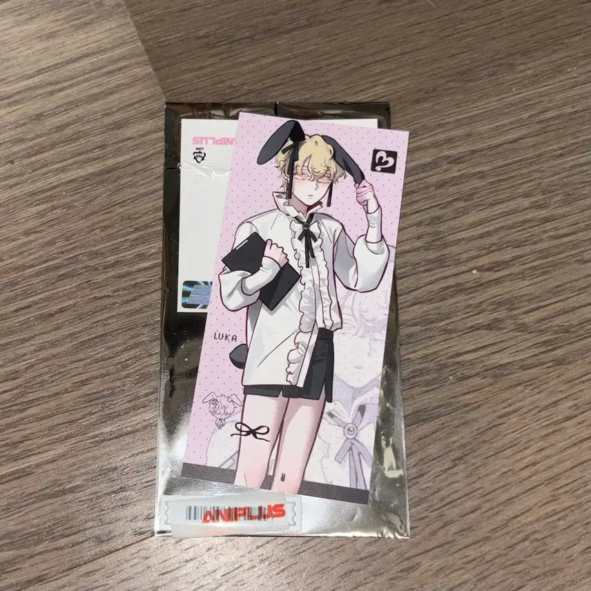 [BUNJANG] A-Stage Aniplex Maid Ticket Luca &amp; Ivan Square Can Badge Set / 에이스테 애니플러스 메이드 티켓 루카 &amp; 이반 사각 캔뱃지