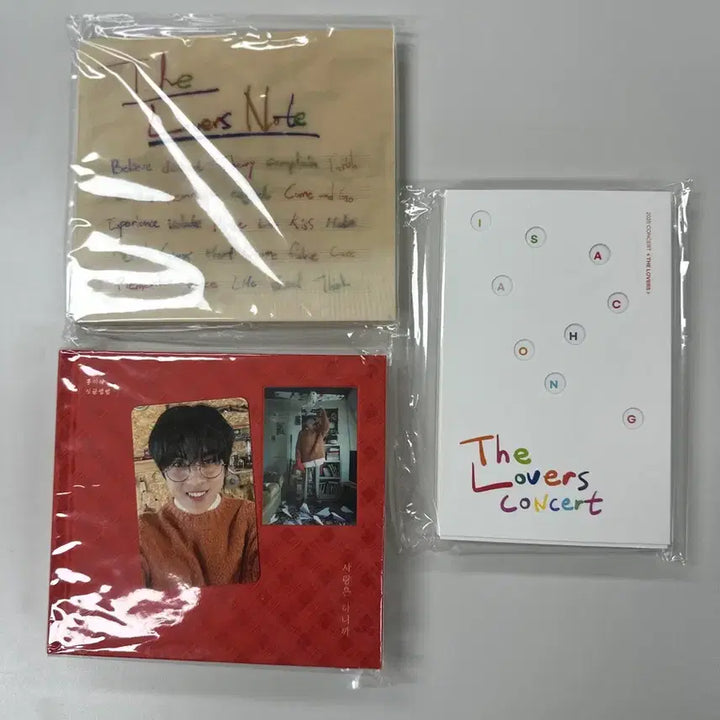 [BUNJANG] Hong Isaac 2 CDs + 1 Merchandise Bundle Set / 홍이삭-CD 2개+굿즈  1종 모두 포함(택포)