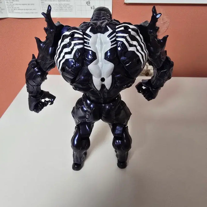 [BUNJANG] Revoltech Amazing Yamaguchi Venom Figure / 리볼텍 어메이징 야마구치 베놈 피규어