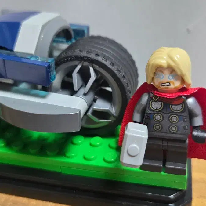 [BUNJANG] LEGO Marvel 76142 Black Panther Speeder Bike with Thor Minifigure / 레고 마블 76142 블랙팬서 스피더 바이크 (토르 포함)