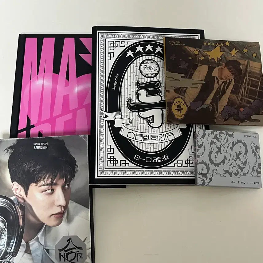 [BUNJANG] Stray Kids Changbin Album Unsealed Bundle Set / 스트레이키즈 스키즈 개봉앨범, 포카 판매