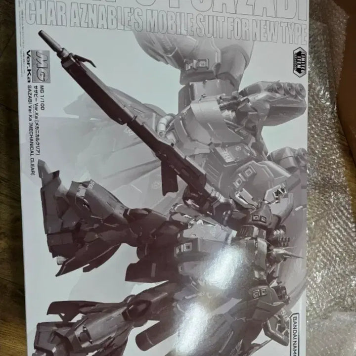 [BUNJANG] Bandai MG 1/100 Sazabi Ver.Ka Clear Limited Edition Model Kit / 반다이 MG 피규어 사자비 로봇 토이 버카 건담 건프라 프라모델 클리어 한정판