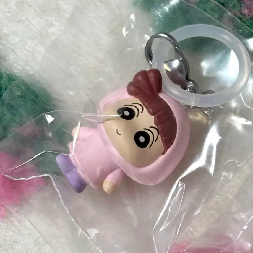 [BUNJANG] Shinchan Pastel Color Raincoat Glass Noziri Gacha Keyring / 짱구 파스텔 컬러 우비 유리 메지루시 가챠 키링 양도