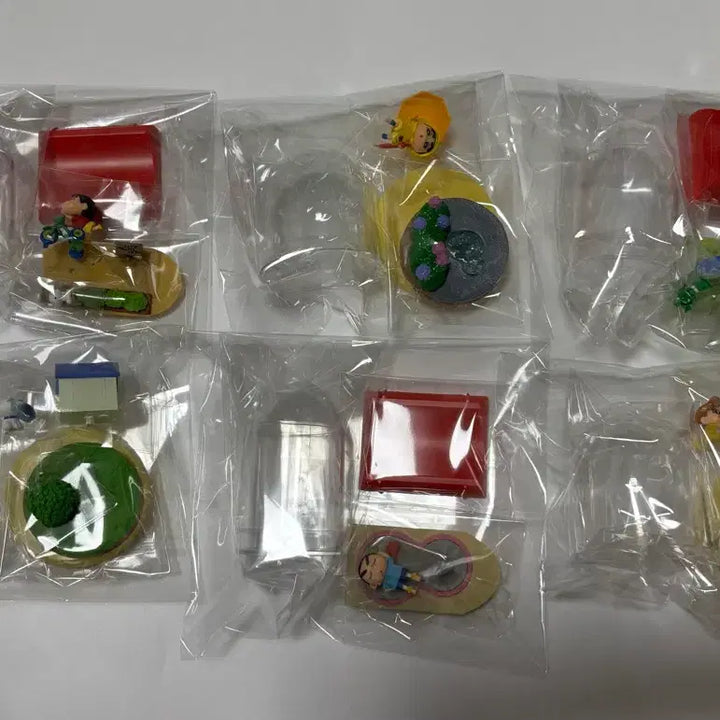 [BUNJANG] Crayon Shin-chan Terrarium Set (1st Edition, 6 Types) / 짱구 테라리움 리멘트 매일이 즐거워 1탄 6종 풀세트