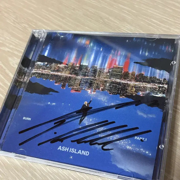 [BUNJANG] Ash Island Signed CD / [배송비 포함] 애쉬 아일랜드 친필 사인 CD cd