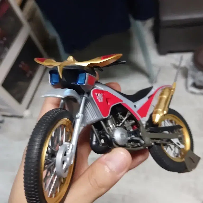 [BUNJANG] Bandai Figure-rise Standard Trychaser 2000 for Kamen Rider Kuuga / 피규어 라이즈 스탠드 가면라이더 쿠우가의 트라이체이서 2000