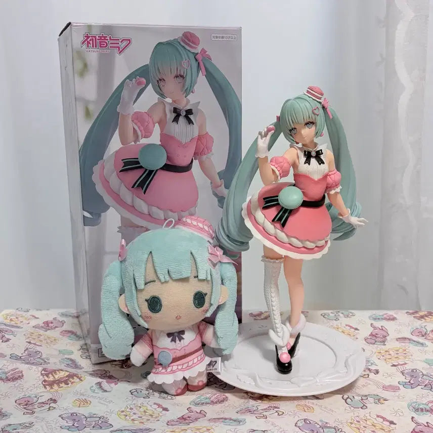 [BUNJANG] Hatsune Miku Sweet Sweets Macaron Figure Plush Doll Bundle / 하츠네 미쿠 스윗 스위츠 마카롱 피규어 누이 인형 일괄 미소녀 굿즈