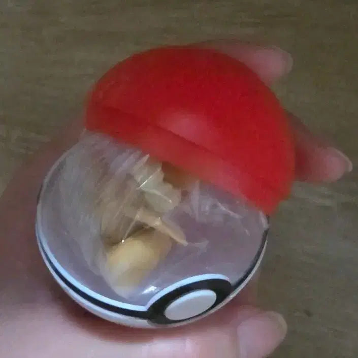[BUNJANG] Pokemon Poke Ball Eevee Figure / 포켓몬 몬스터볼 음료수 이브이