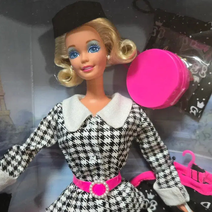 [BUNJANG] Barbie Vintage Travel Barbie Doll Sealed / 미개봉/빈티지/트래블 바비 인형