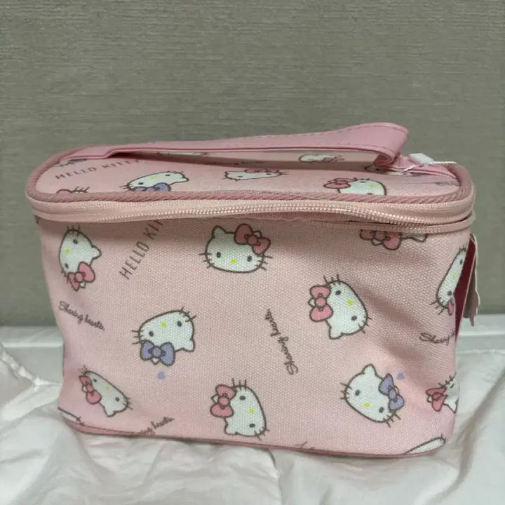 [BUNJANG] Hello Kitty Travel Pouch / 키티 여행용 파우치