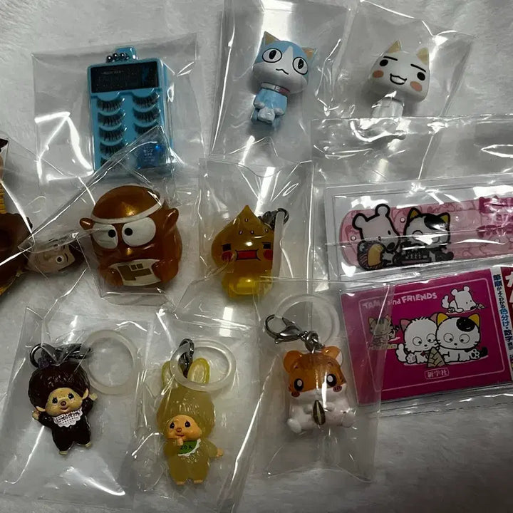 [BUNJANG] Monchhichi Paint Wear Bundle / 가챠 일괄