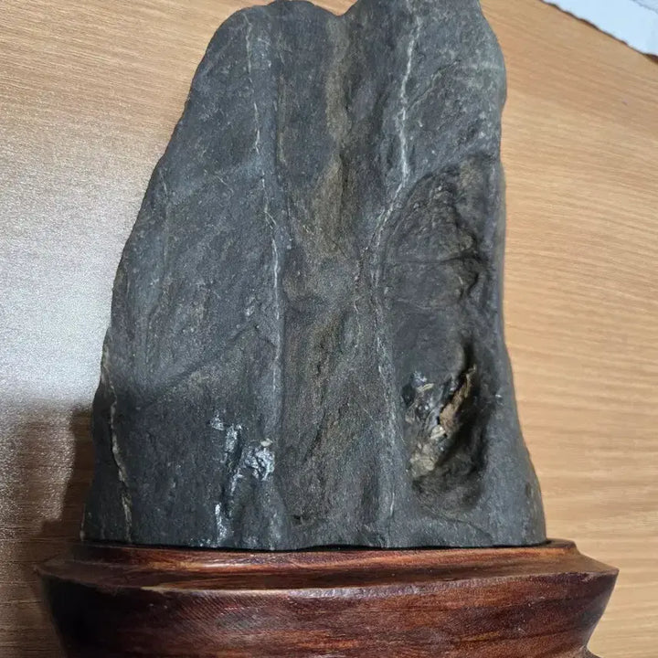 [BUNJANG] Namhangang Stone with Wooden Stand / 남한강 수석 원목 받침 포함