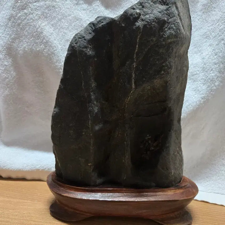 [BUNJANG] Namhangang Stone with Wooden Stand / 남한강 수석 원목 받침 포함