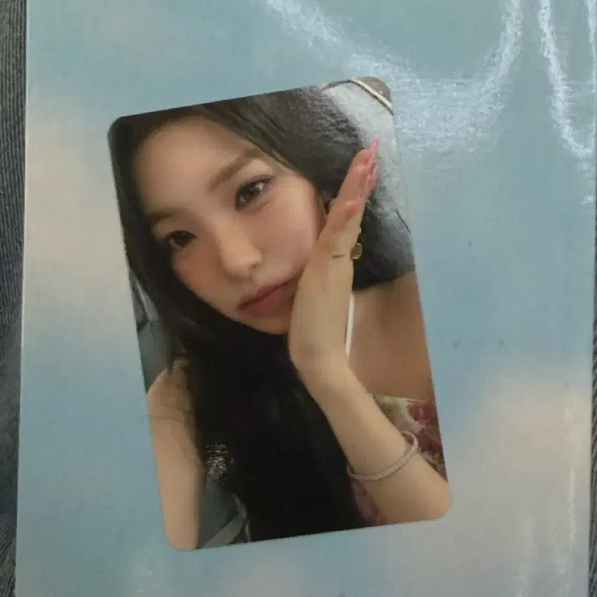 [BUNJANG] fromis_9 Baek Ji-heon Studio Photocard / 프로미스나인 공방 백지헌 포카