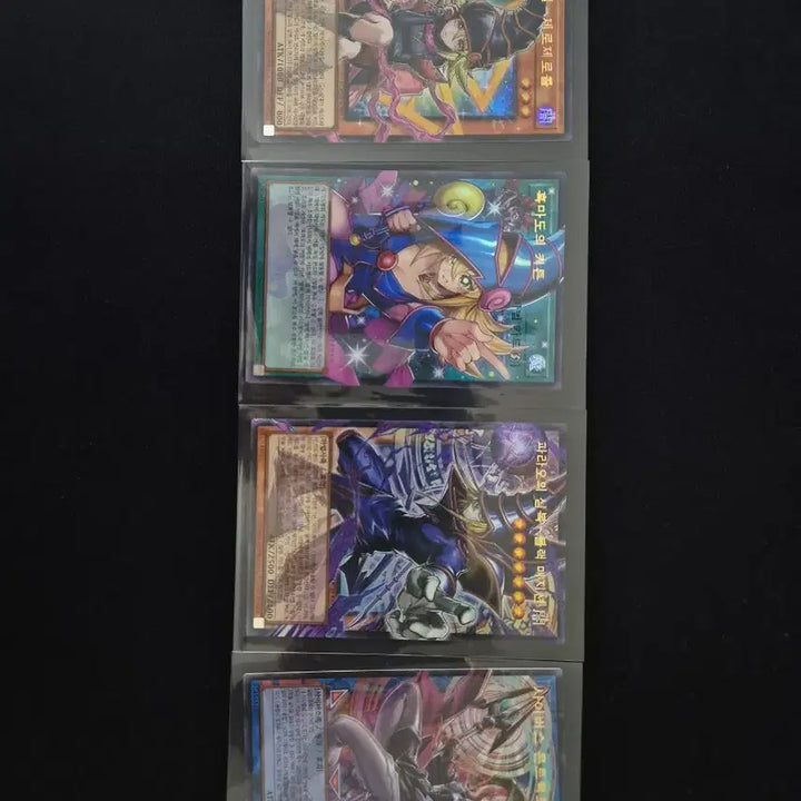 [BUNJANG] Yu-Gi-Oh! Overtop Ultra Rare Cards Bundle Set (Gagagigo, Dark Magician Girl, Black Magician, Cyberse Contract Witch) / 유희왕 오버프레임 울트라 레어 4장 일괄 판매 (가가가 걸 / 흑마도의 커튼 / 블랙 매지션 / 사이버스 콘트랙트 위치)