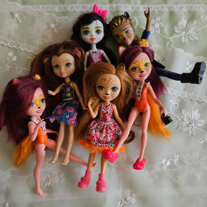 [BUNJANG] Enchantimals Vintage Doll Set (6 Pieces) by Mattel / 빈티지 인첸티멀 인형(6개세트)/마텔인형