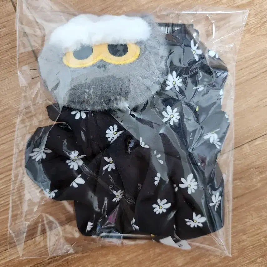 [BUNJANG] Jo&amp;Friends Joa Signature Hair Scrunchie / 조앤프렌즈 조아 시그니처 인형 헤어 스크런치 머리끈 미개봉새상품