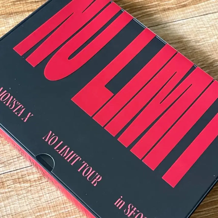 [BUNJANG] MONSTA X NO LIMIT Concert DVD / 몬스타엑스 노리밋 콘서트 DVD 디비디