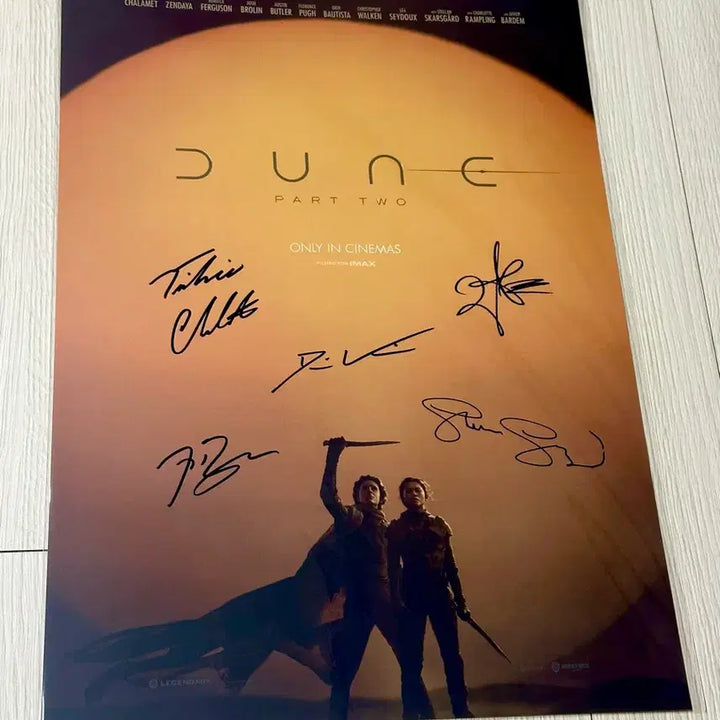 [BUNJANG] Dune Part One &amp; Part Two Signed Print Poster (A3) / [초희귀한정판]영화 듄1 듄2 DUNE 싸인 인쇄 포스터(A3)