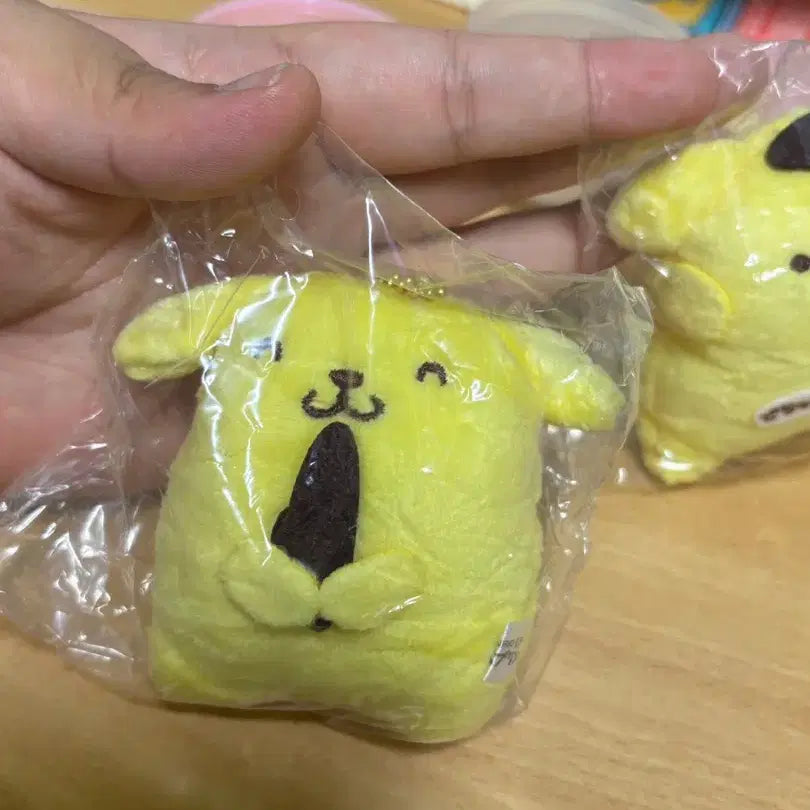 [BUNJANG] Sanrio Pompompurin Muffin Gacha Set / 산리오 폼폼푸린 머핀 방울 인형 일괄