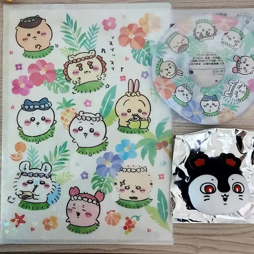 [BUNJANG] Chiikawa Movie "Mermaid Island" Hologram Clear File Tropical &amp; Siren Face Badge &amp; Mini Tube Bundle Set / 치이카와 극장판 인어섬 홀로그램클리어파일 트로피컬&amp;특전 세이렌 얼굴뱃지&amp;미니튜브