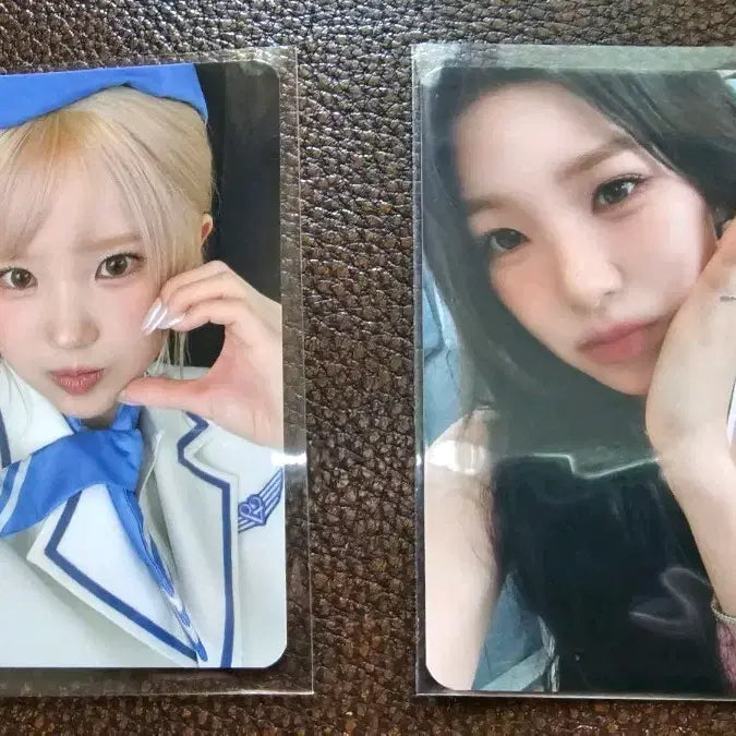 [BUNJANG] fromis_9 Official Photocard Hayoung &amp; Jiheon / 프로미스나인 공방 포카 송하영 백지헌
