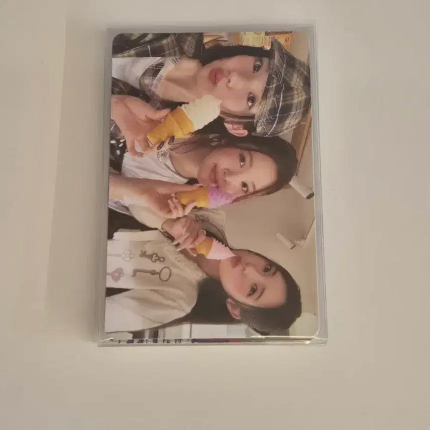 [BUNJANG] Hats to Hearts Focus Heart Locket Unit Photocard / 하츠투하츠 Focus Heart Locket 유닛 앨포