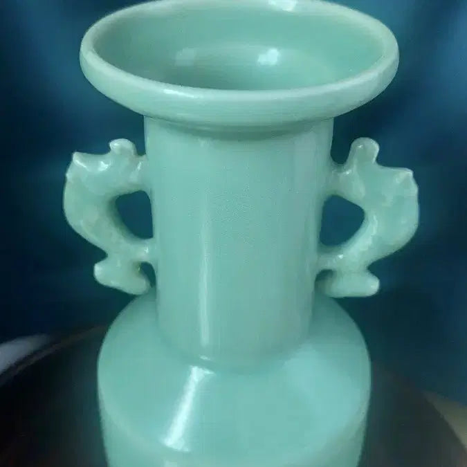 [BUNJANG] Yongcheon Yo Blue Glazed Vase / 용천요 양이병