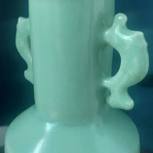 [BUNJANG] Yongcheon Yo Blue Glazed Vase / 용천요 양이병