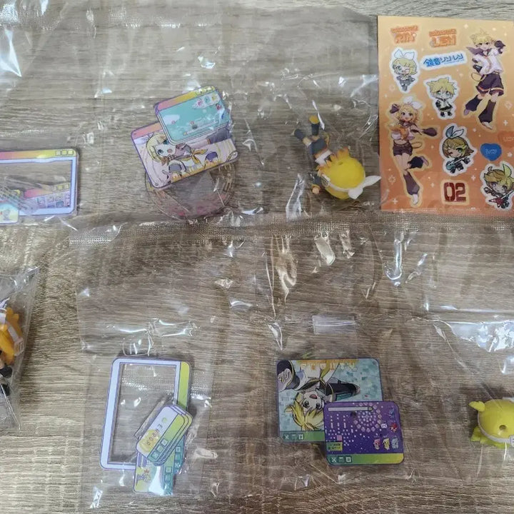 [BUNJANG] Kagamine Rin &amp; Len Vocaloid Goods Bundle Set / 일괄가)보컬로이드 카가미네 린 렌 위도우 리멘트 등 굿즈 일괄 판매