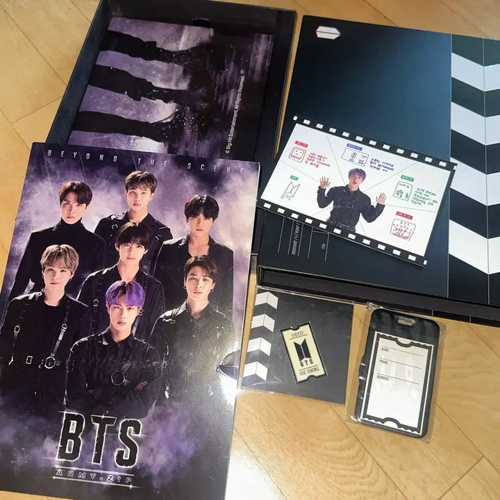 [BUNJANG] BTS ARMY.ZIP Photobook / BTS ARMY.ZIP 앨범 포토북 방탄소년단 아미키트