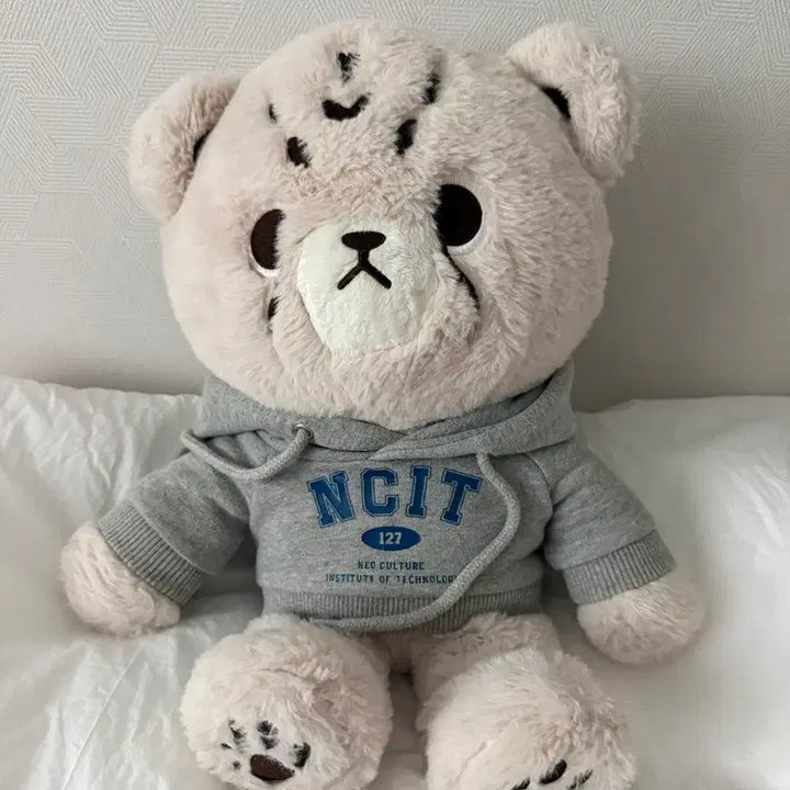 [BUNJANG] Cheetari Doll with Outfit and Pouch / 치타리 인형+옷 포함, 파우치 포함