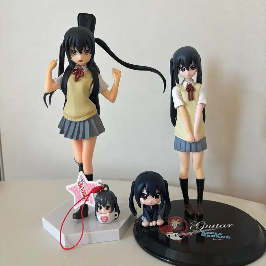 [BUNJANG] K-ON! Azusa "Azu-nyan" Figure Keychain / 케이온 아즈사 아즈냥 피규어 고전 마치보케 키링