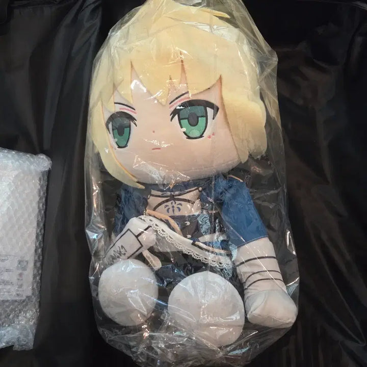 [BUNJANG] Saber Fate/Stay Night 40cm Plush Doll / 세이버 페이트 스테이 나이트 인형 누이 누이구루미