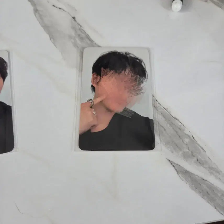 [BUNJANG] DAY6 Young K Youngest Fans Exclusive Unreleased Photocard (Cheek Pinch Version) / 데이식스 day6 영케이 youngest fans 특전 미공개 포카 볼콕버전