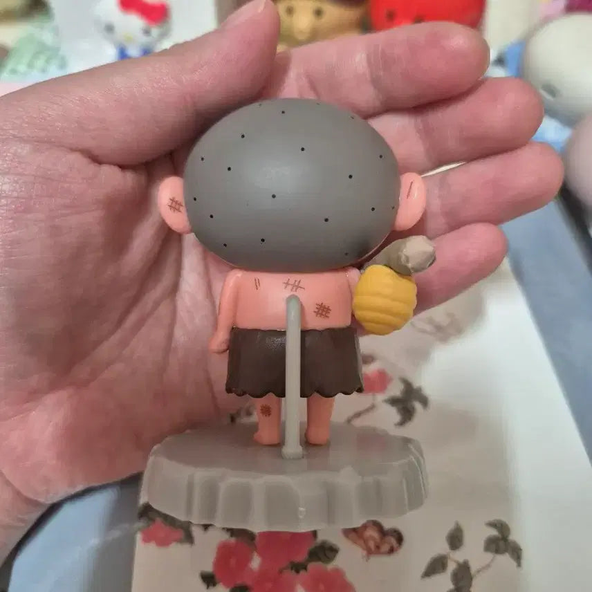 [BUNJANG] Crayon Shin-chan Primitive Era Hoon Character Figure / 짱구는못말려 원시시대 원시인 훈이 피규어