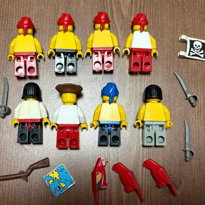 [BUNJANG] LEGO Pirates Pirate Minifigure / 올드레고 해적단 해적 피규어