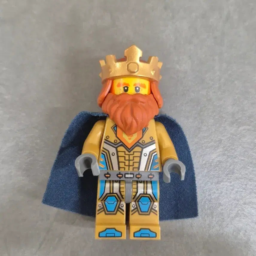 [BUNJANG] Lego Nexo Knights King Halbert Figure / 레고 넥소나이츠 할버트 왕
