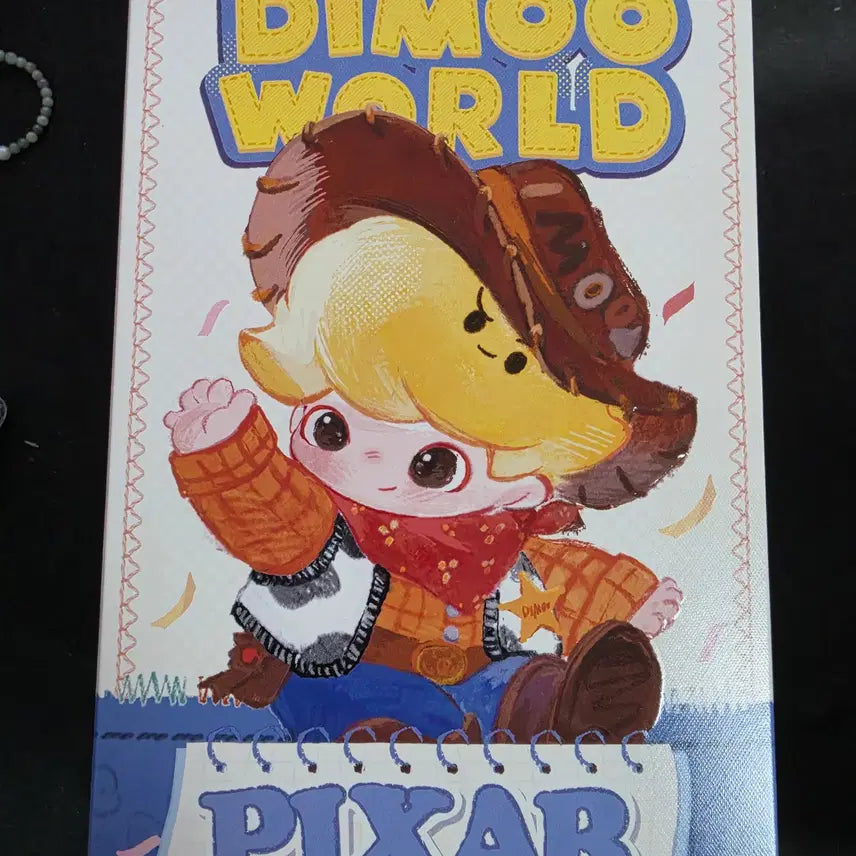 [BUNJANG] Dimoo World x Pixar Series Woody 1th Edition Doll Keychain (Sealed) / (미개봉 정품) 마지막 한개 남았습니다. 디무 월드 X 픽사 시리즈 인형 키링 - 우디 1