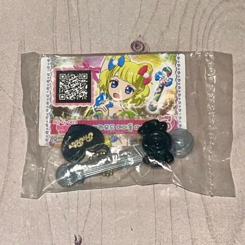 [BUNJANG] Pripara Idol Microphone Classic Gacha Keyring &amp; Friendship Ticket Set / 프리파라 아이돌 마이크 고전 가챠 키링 우정티켓