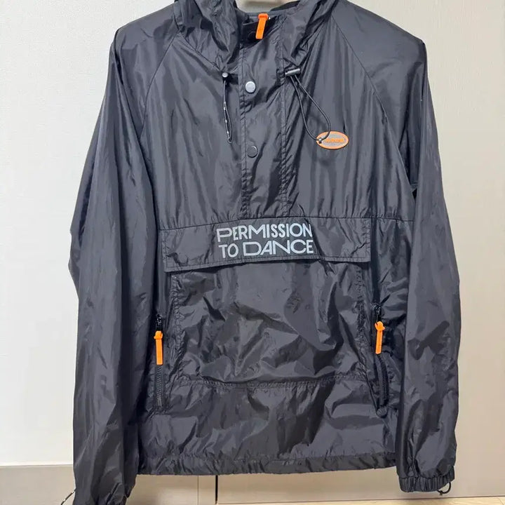 [BUNJANG] BTS PTD Concert Apparel Anorak / 방탄  bts ptd콘서트 굿즈 의류 아노락