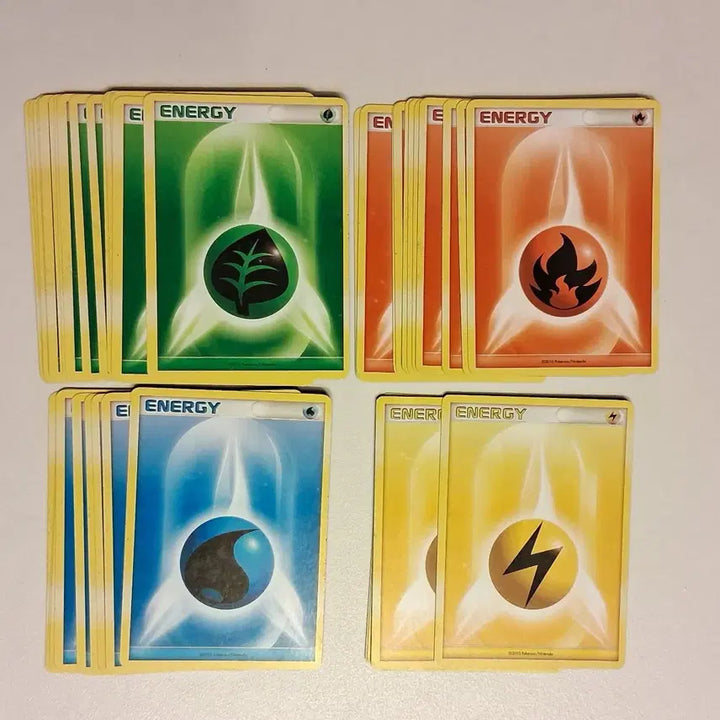 [BUNJANG] Pokemon Card DP 2010 Energy Cards Bundle (31 pcs) / 포켓몬 카드 DP 2010년 에너지 카드 총31장 풀 에너지 물 에너지 불 에너지 번개 에너지