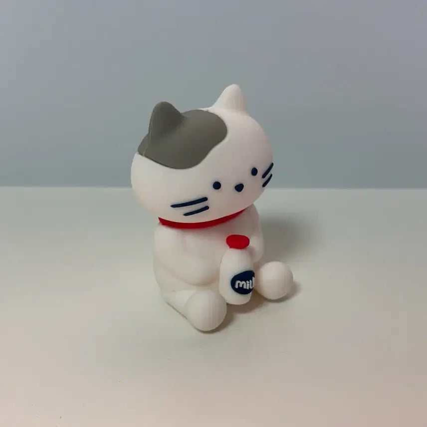 [BUNJANG] Butter Shop Milk Cat Mini Figure / 버터샵 고양이 밀크캣 미니 피규어